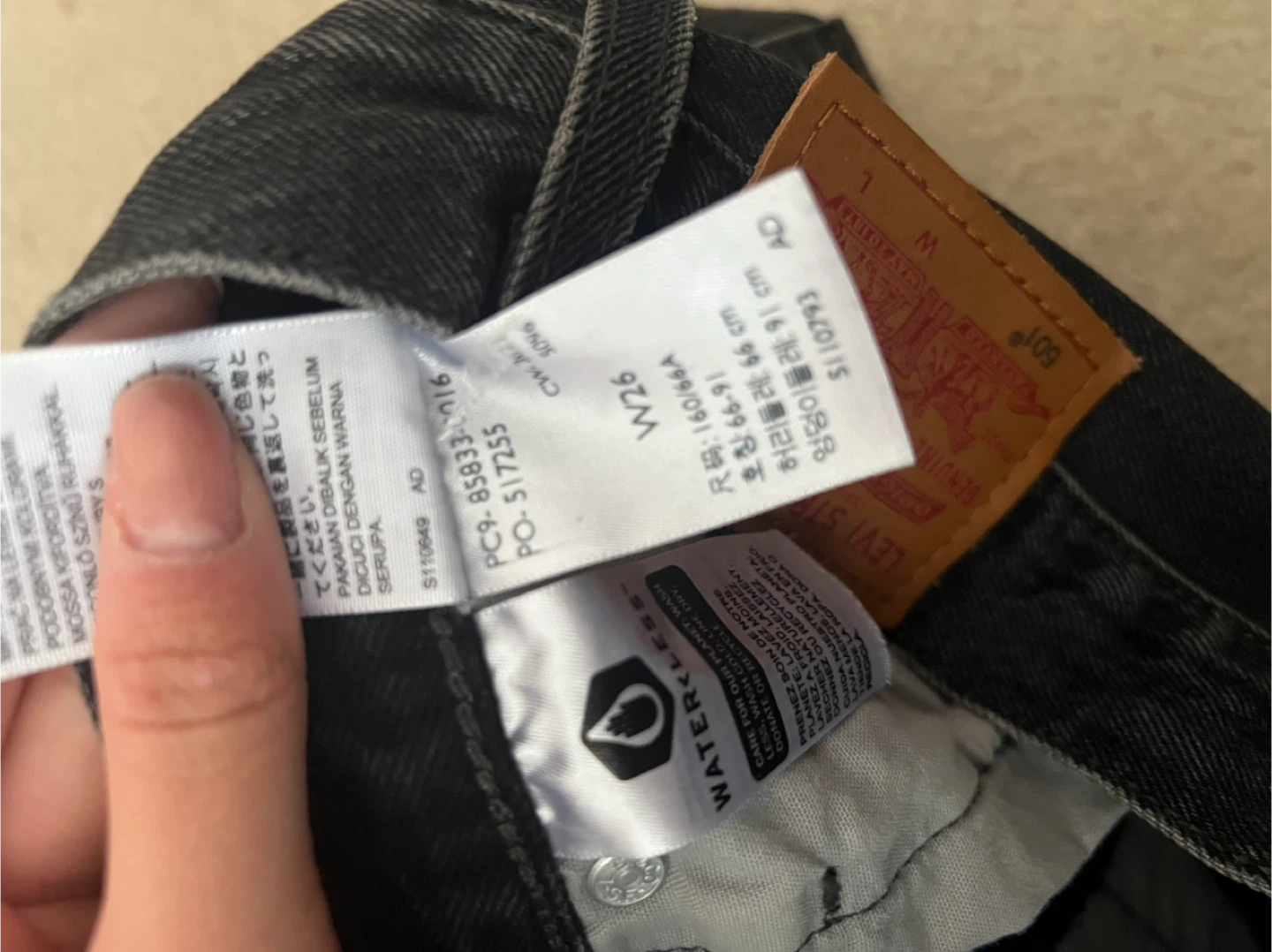 Levi's 501 Black Denim Shorts - Size W26 - photo 3