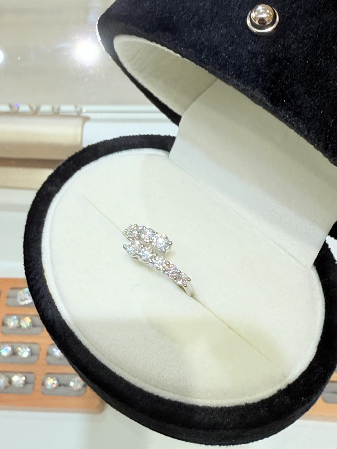 1.7 carats 925 silver moissanite ring - photo 3