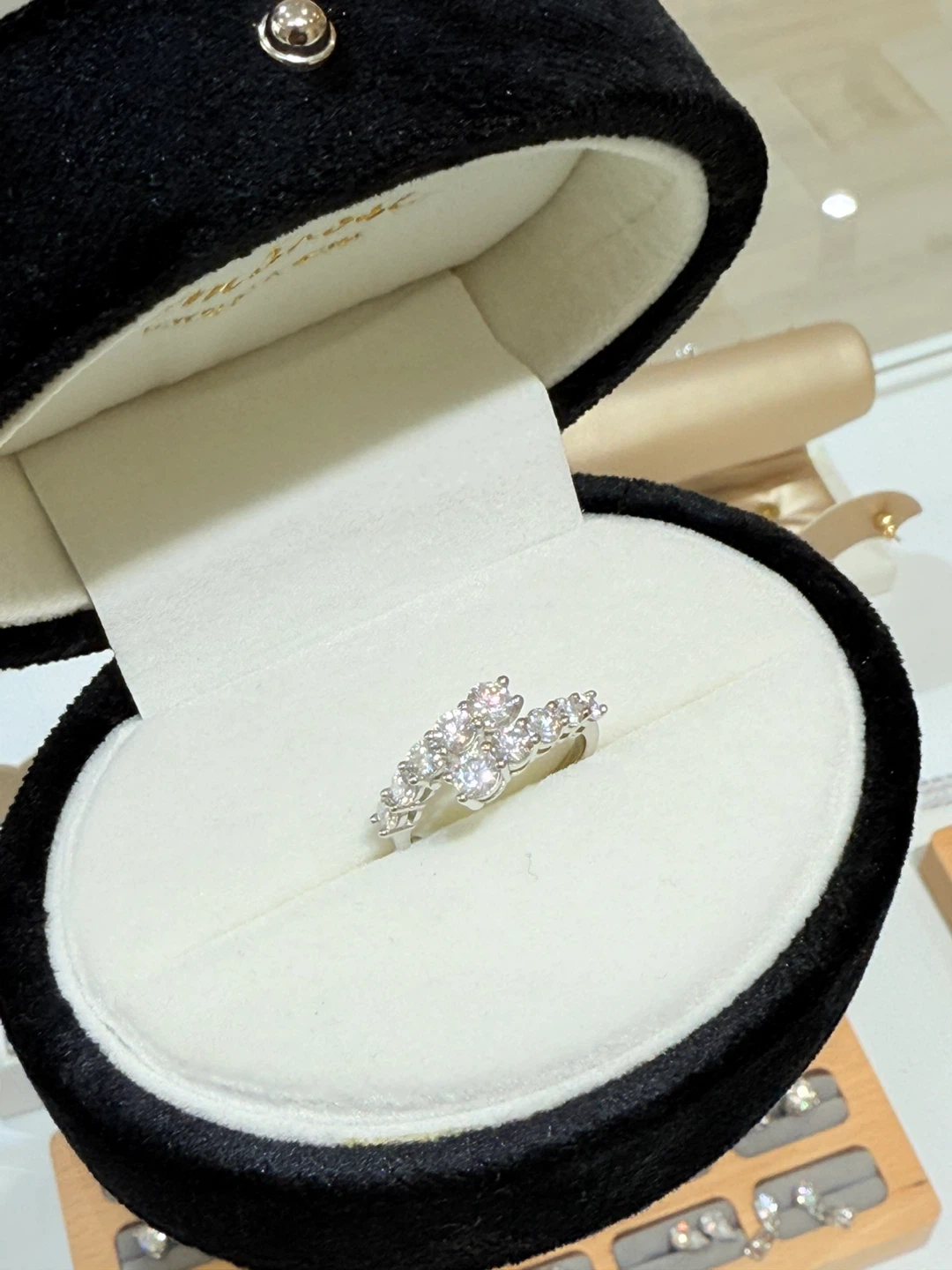 1.7 carats 925 silver moissanite ring - photo 2