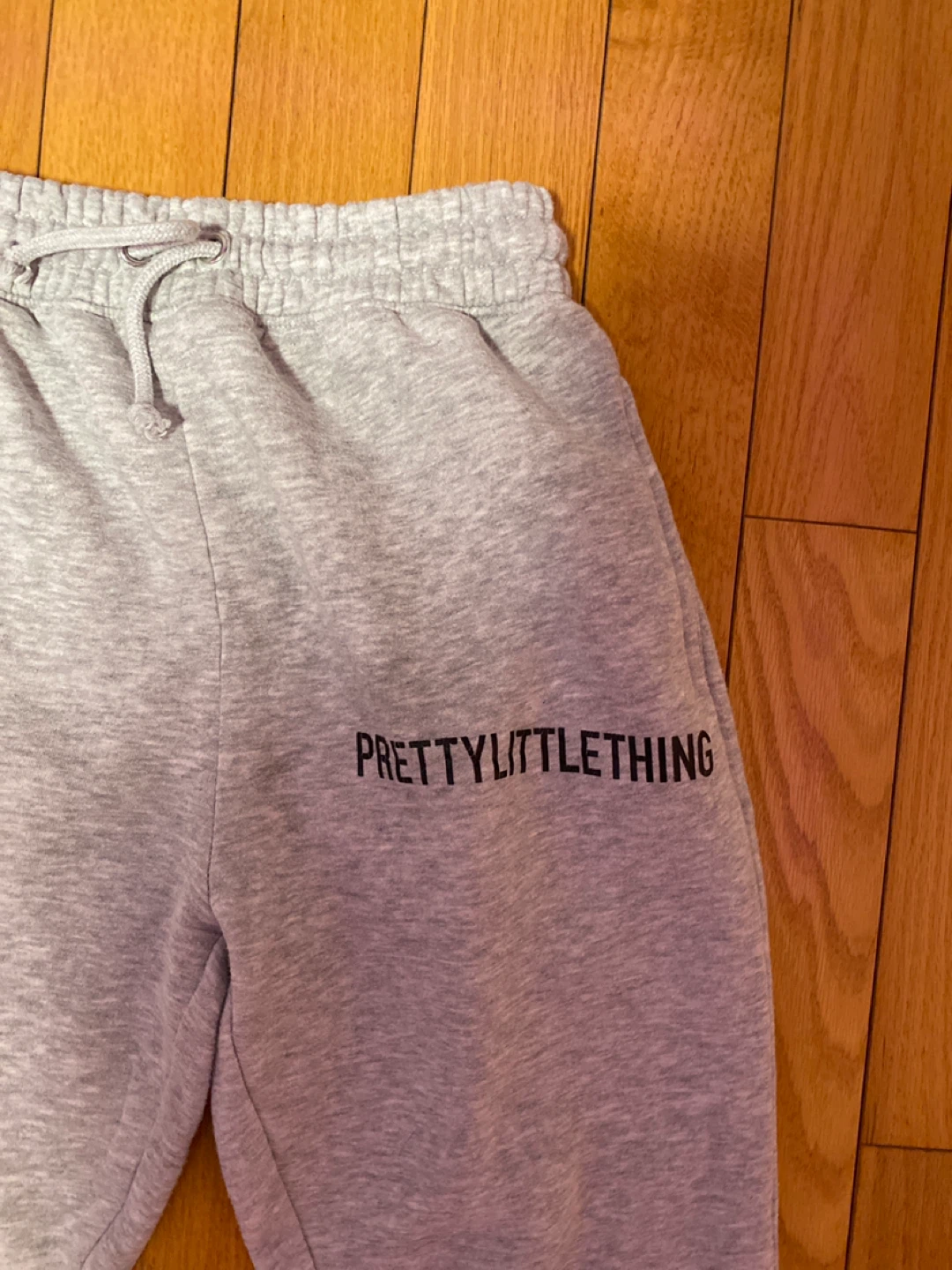 PrettyLittleThing Grey Joggers - photo 2