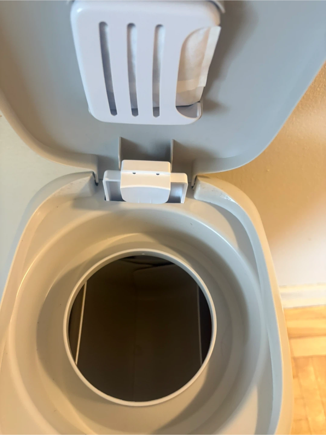 Playtex Baby Diaper Genie Pail - photo 3