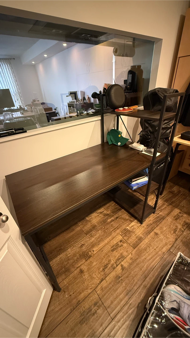 Study Desk with Shelves – Excellent Condition