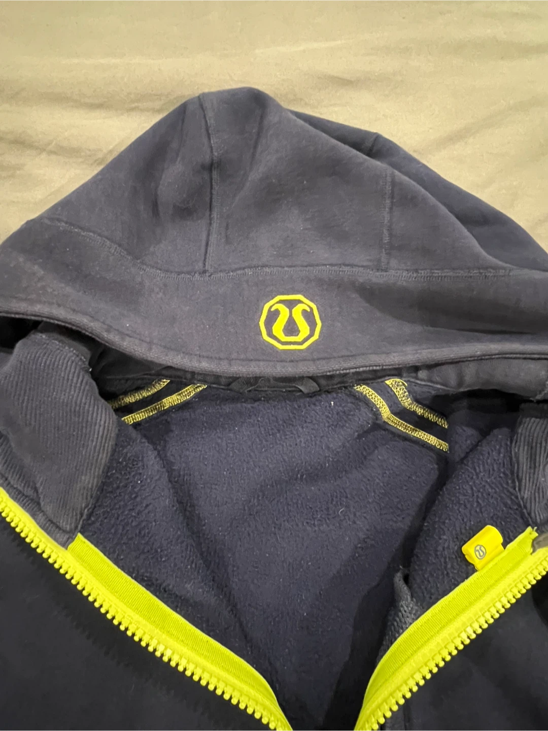 Lululemon Hoodie, Navy Blue & Yellow - photo 4