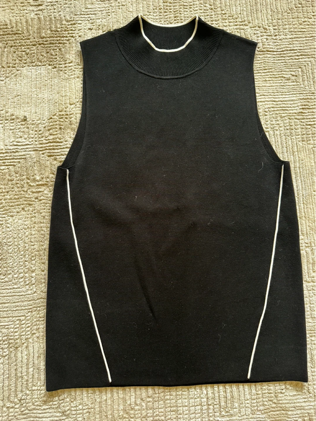 Banana Republic Black Sleeveless Sweater Top - photo 2