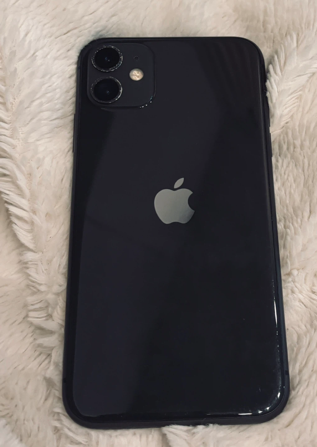 Apple iPhone 11 - Black