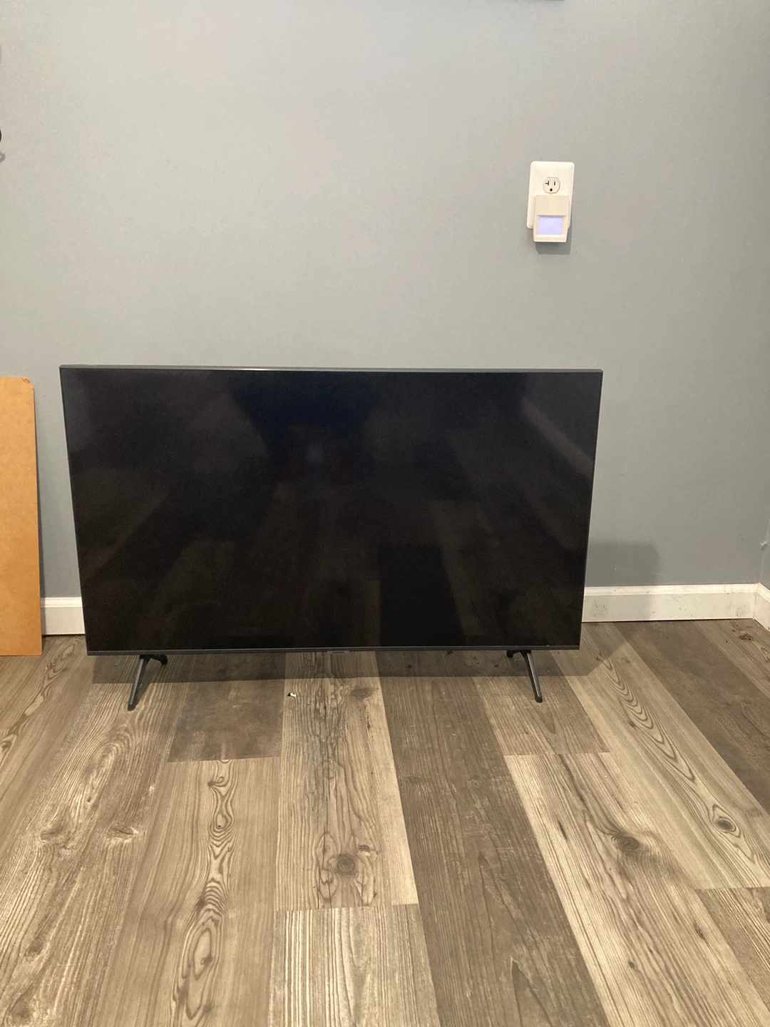 Black Flat Screen TV