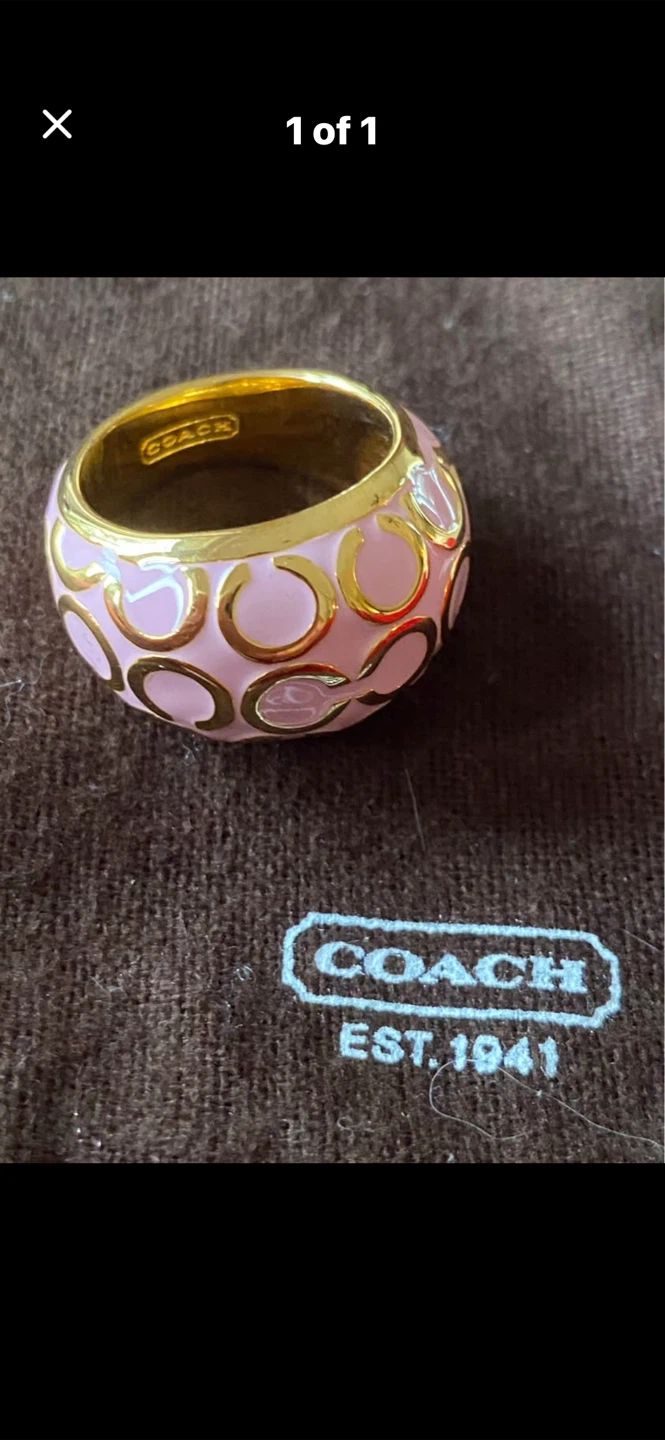 💖Coach Pink Ring with Logo Design