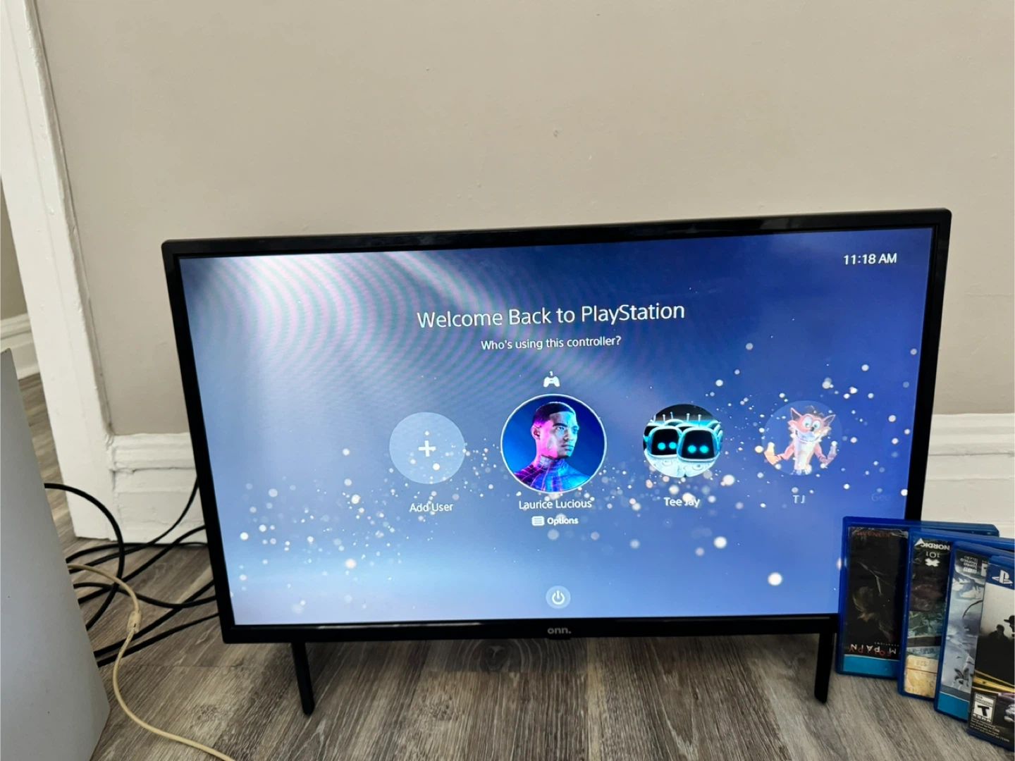 Onn TV and Playstation 5 - photo 3