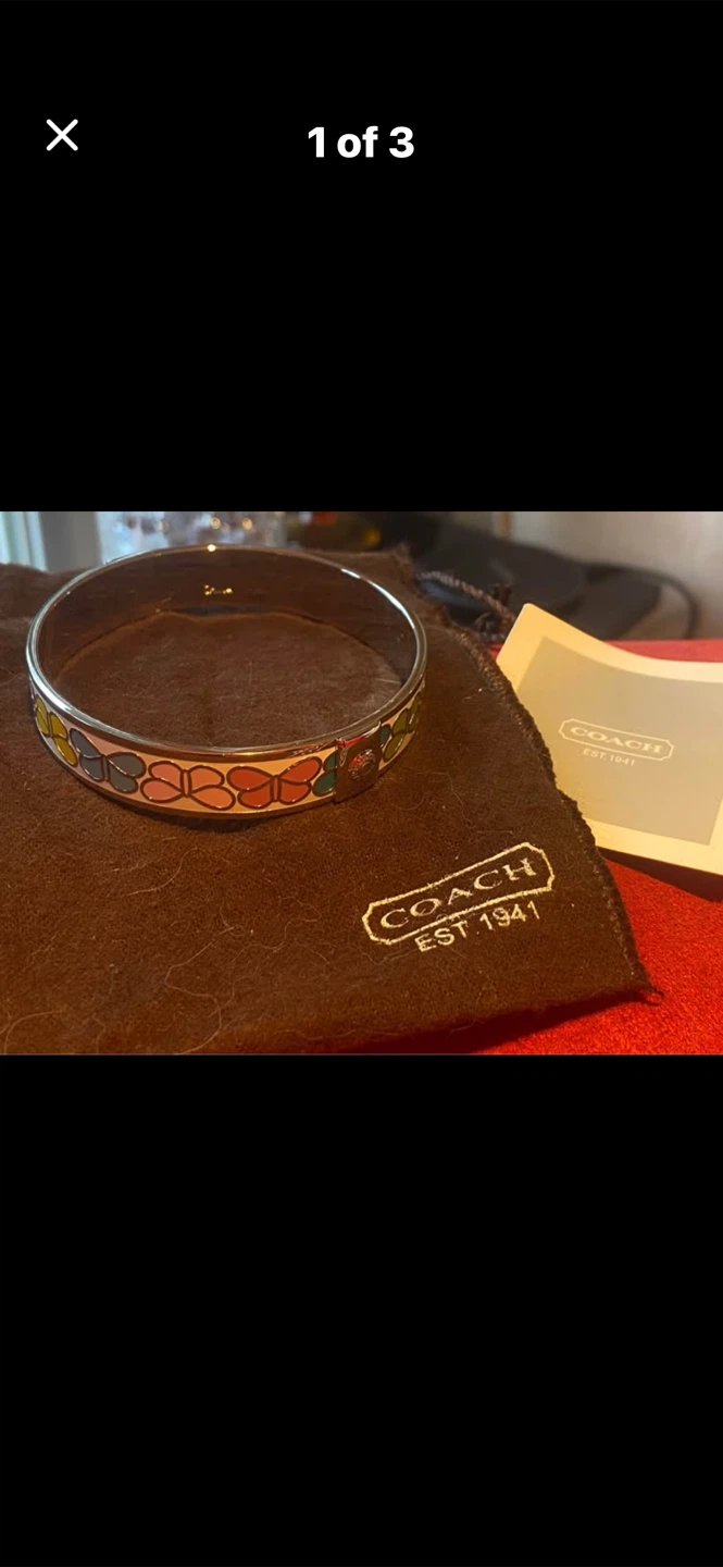 🦋Coach Bangle Bracelet with butterfly Floral Design