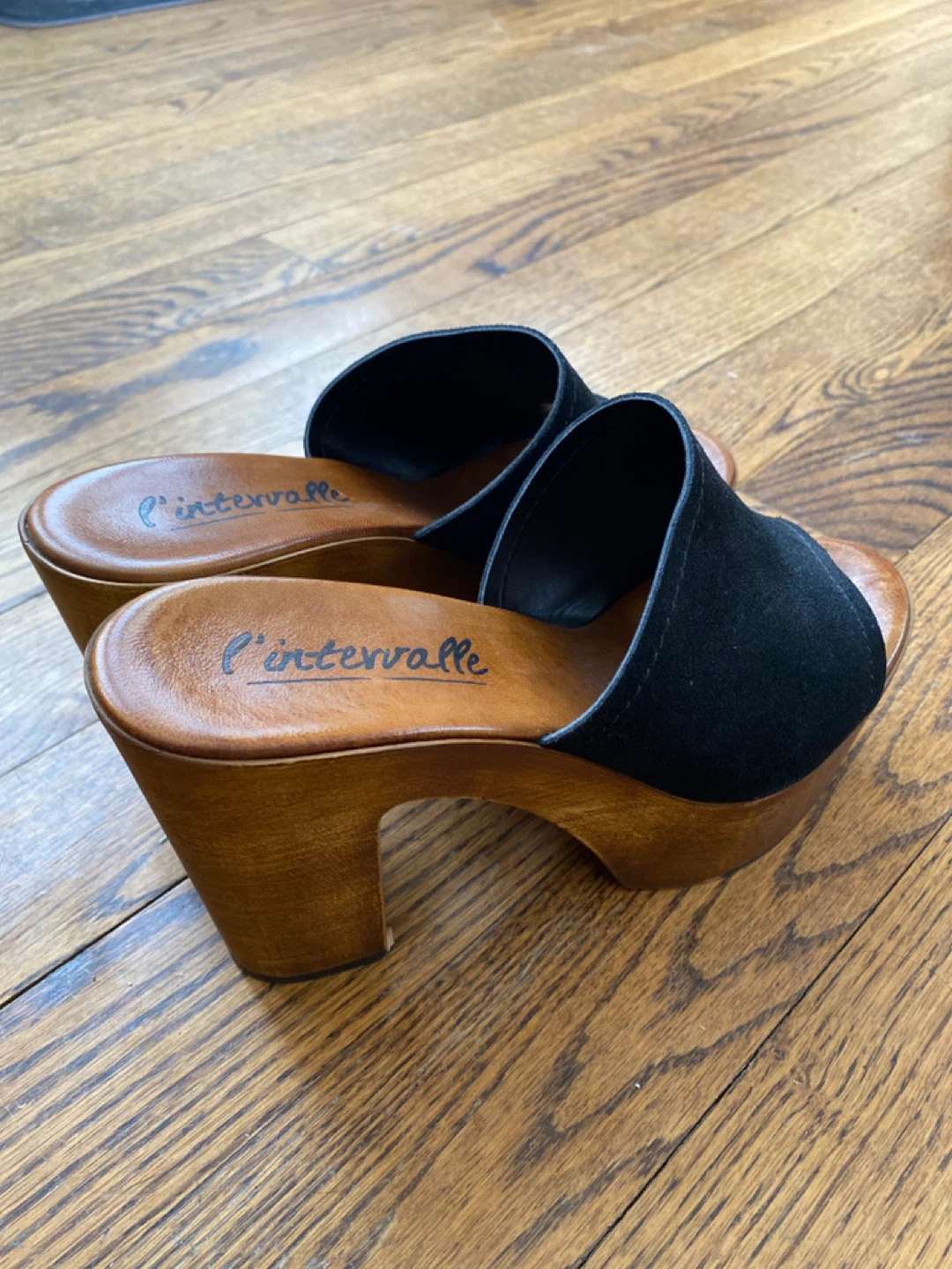 L'intervalle Black Suede Mules Size 40 - photo 3