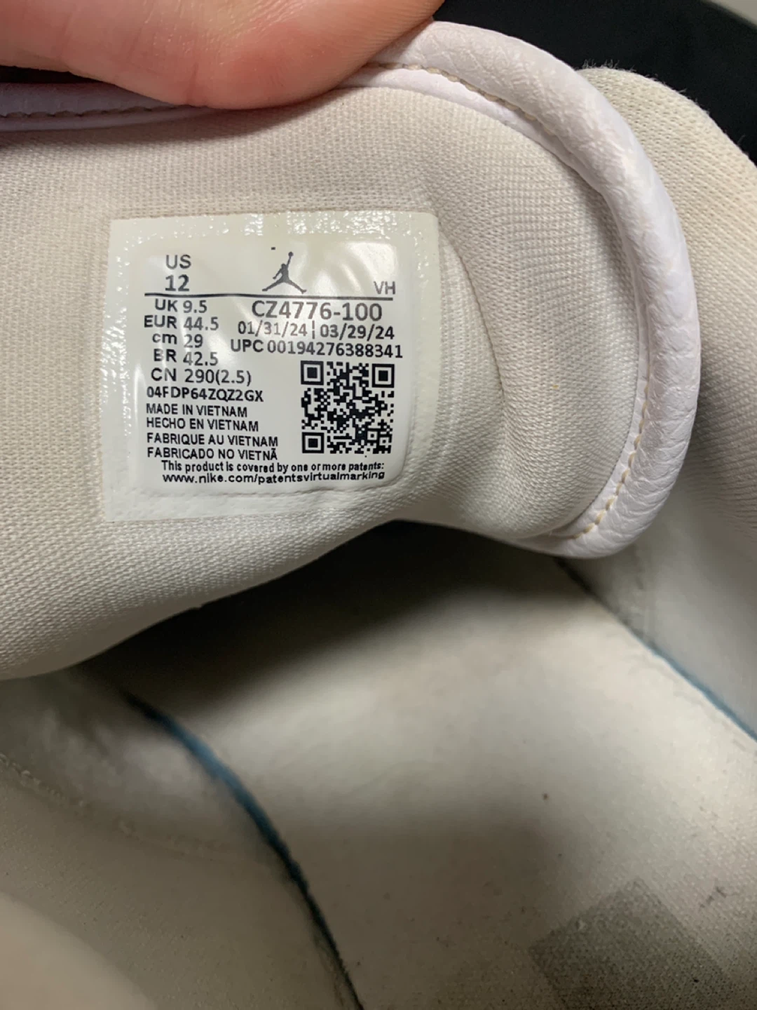 Air Jordan 1 Low White/Gold, US 12 - photo 4