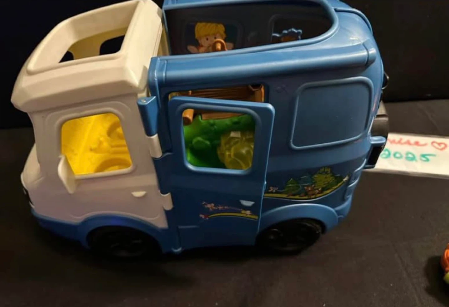 Fisher-Price Little People Songs & Sounds Camper - photo 4