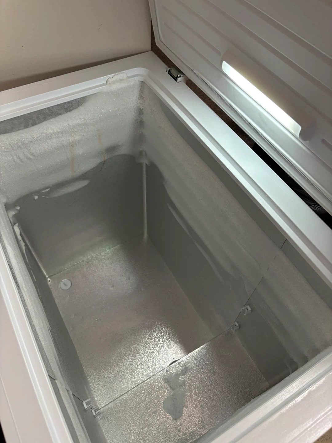 Vissani Chest Freezer MDCF7WH