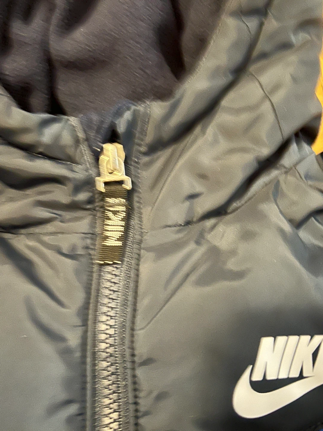 Nike Puffer Jacket Size 7 - Black & Blue - photo 3
