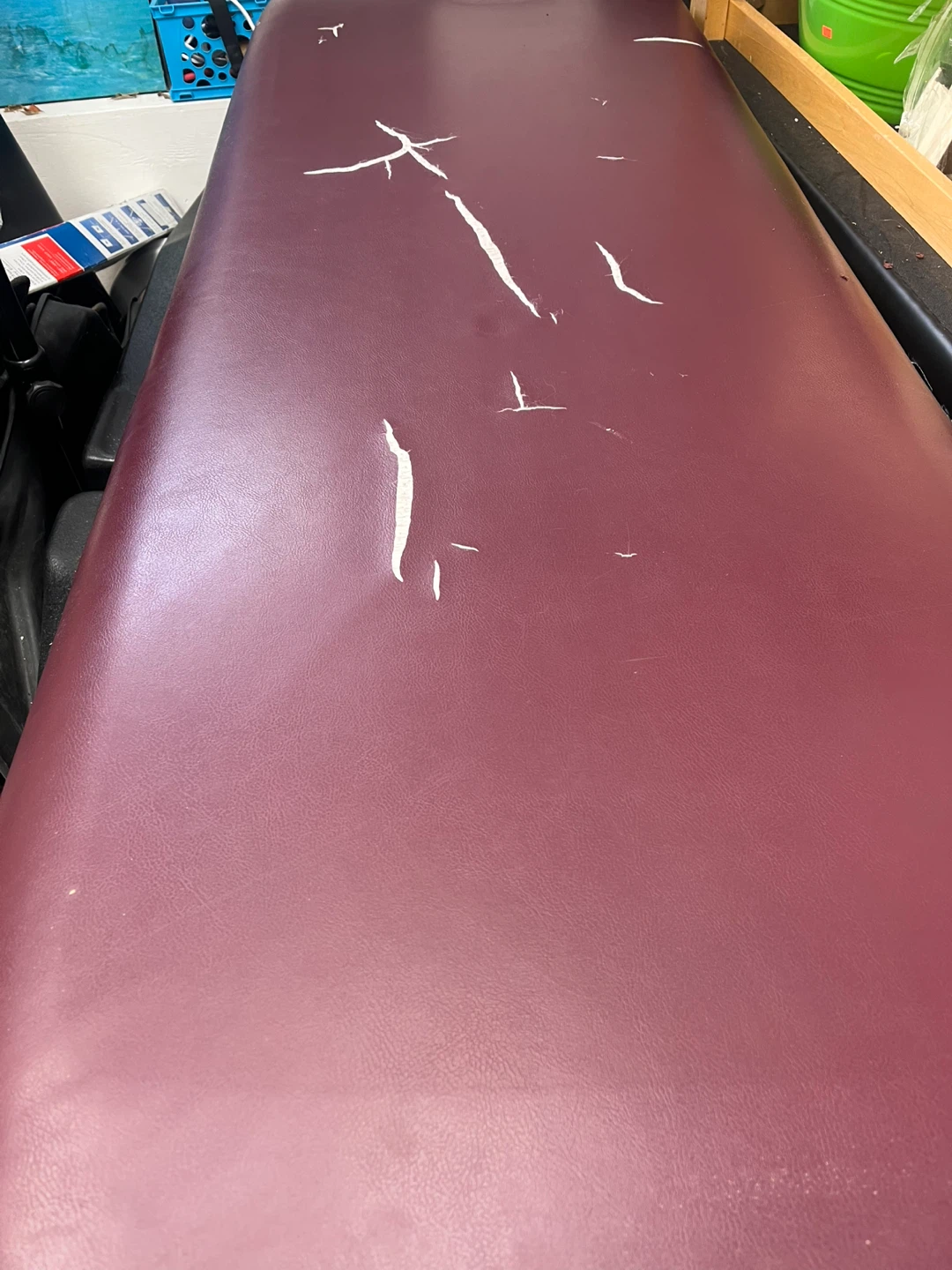 Free Physiotherapy/Massage Therapy table