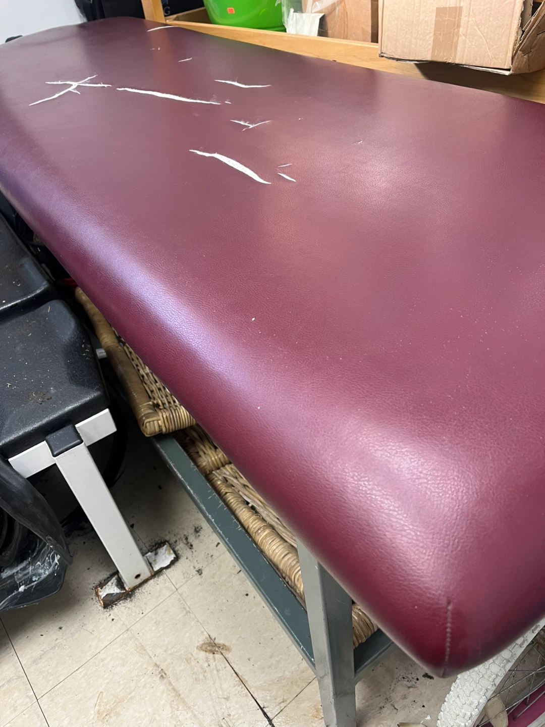 Free Physiotherapy/Massage Therapy table - photo 2