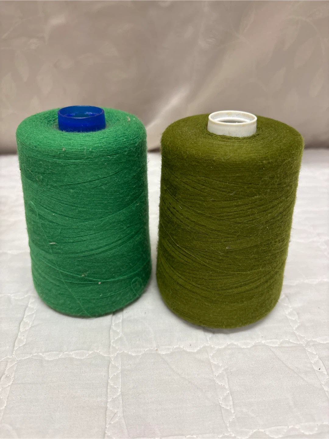 Lot of Sewing Thread Spools - photo 3