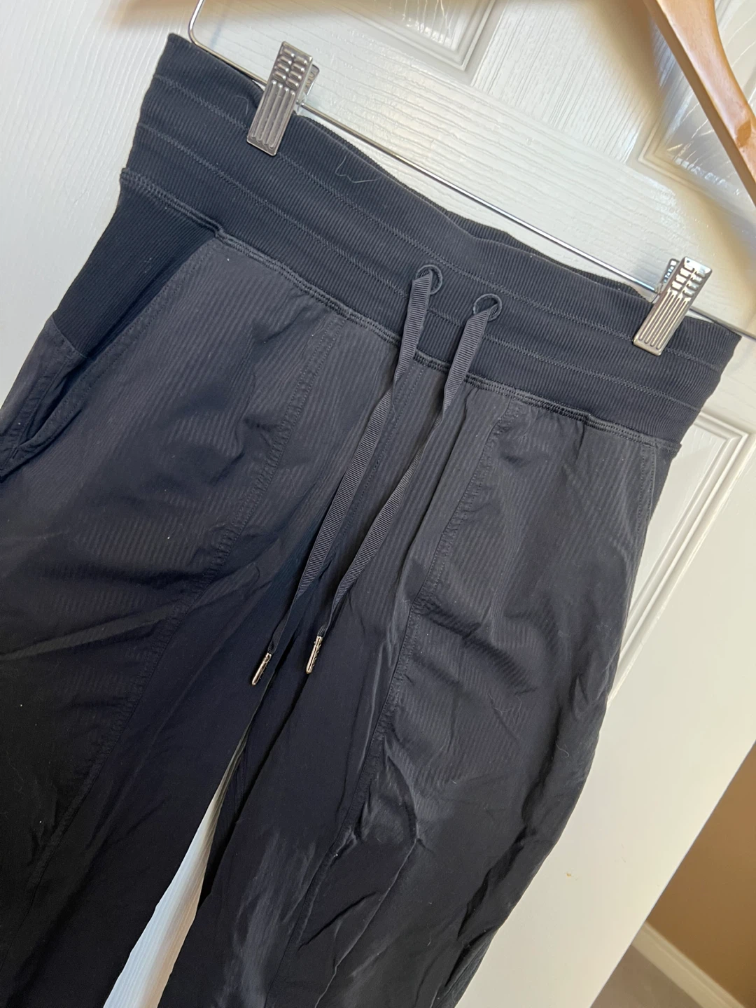 Lululemon dance studio Pants, Size 4 - photo 2