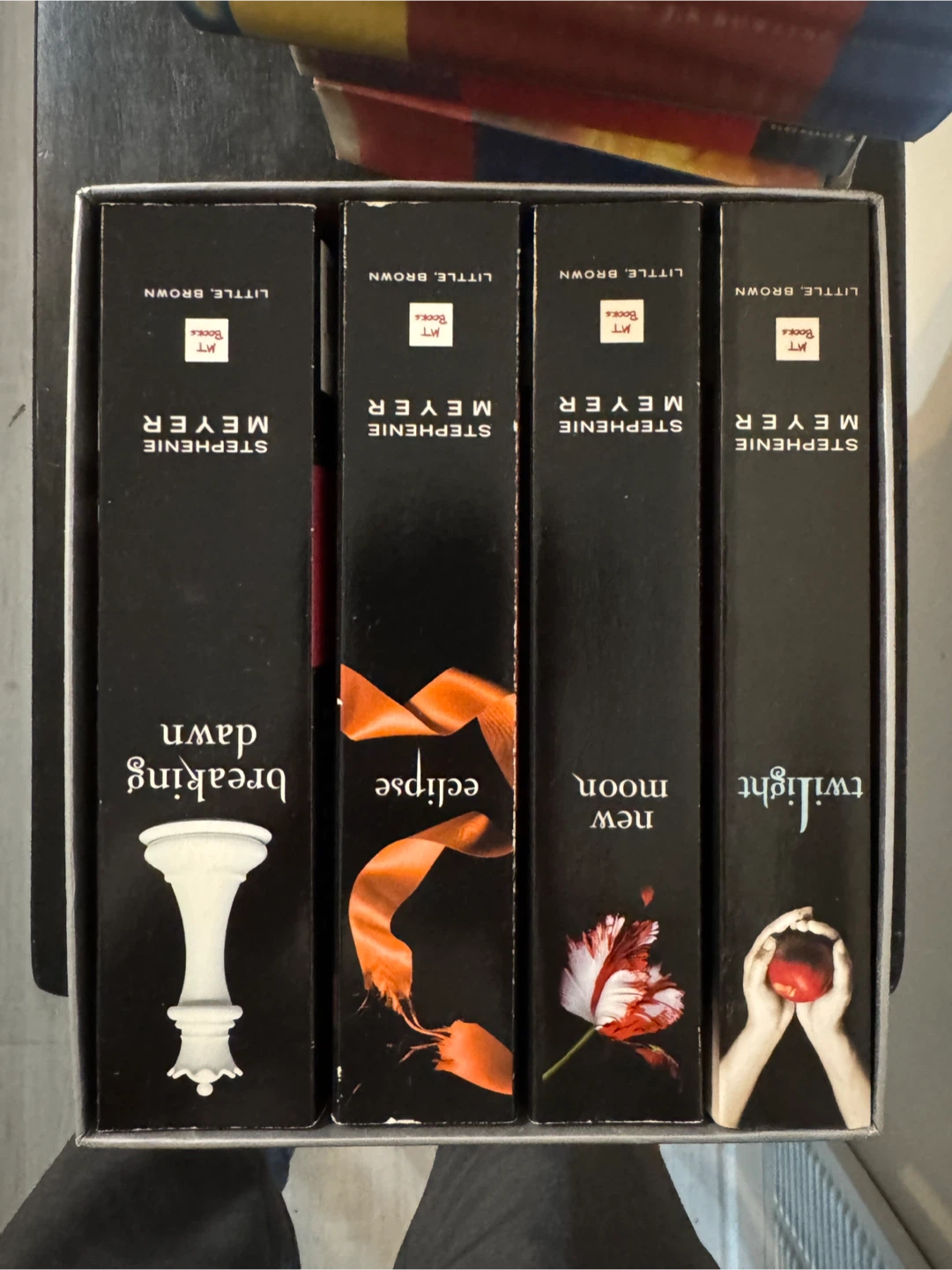 Twilight Saga Box Set by Stephenie Meyer - photo 2