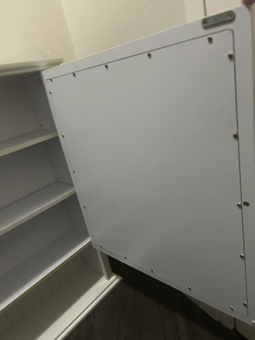Mirrored medicine / bathroom cabinet - photo 3