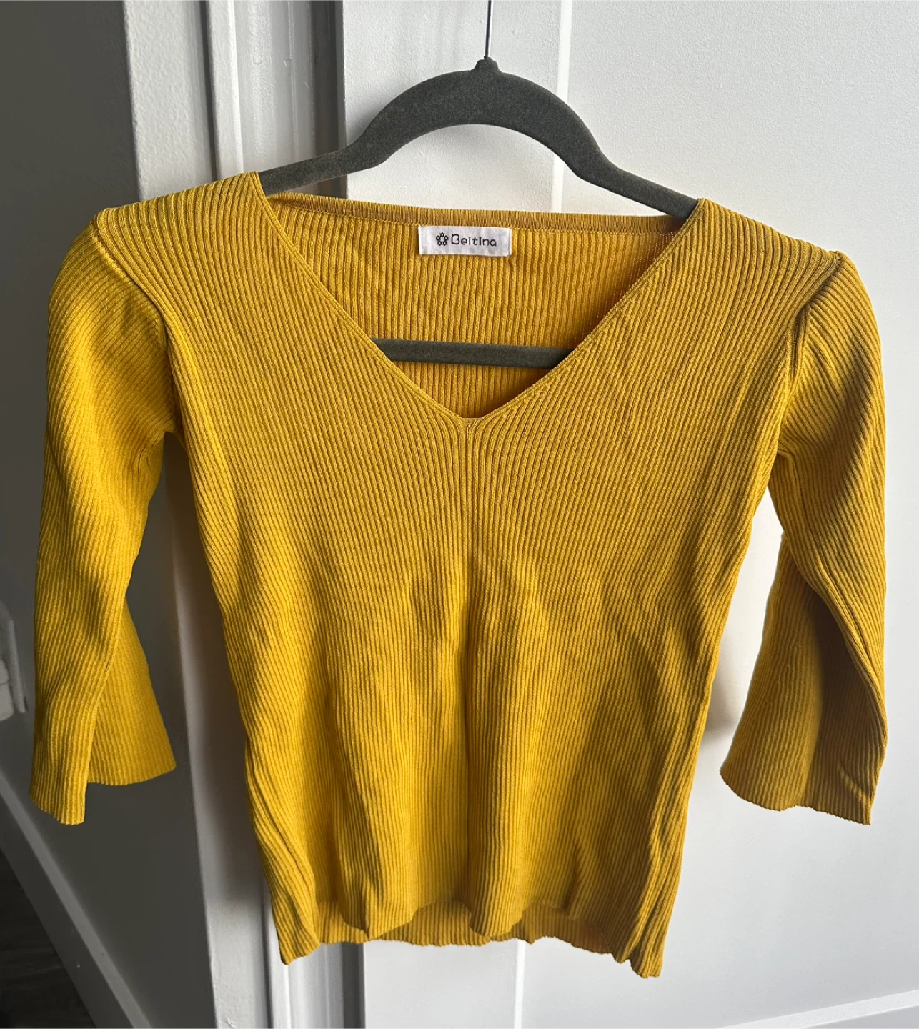 Variety of Women's Sweaters & Tops - photo 2