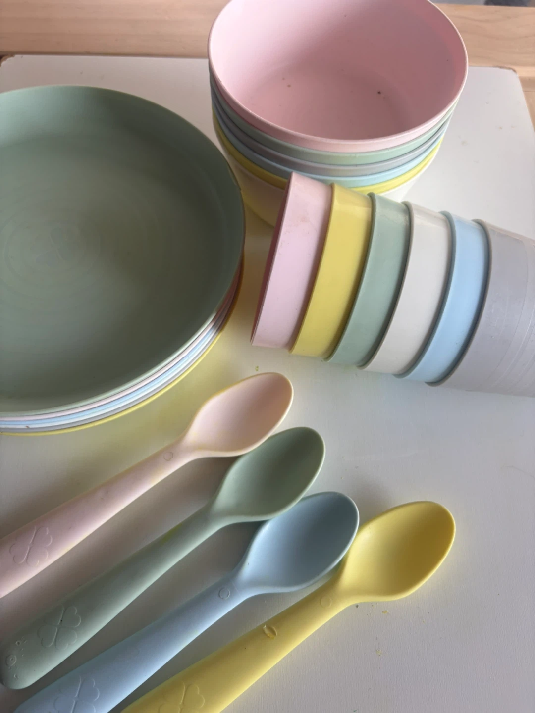 Pastel Kids Dinnerware Set - Plates, Bowls, Glasses, Spoons
