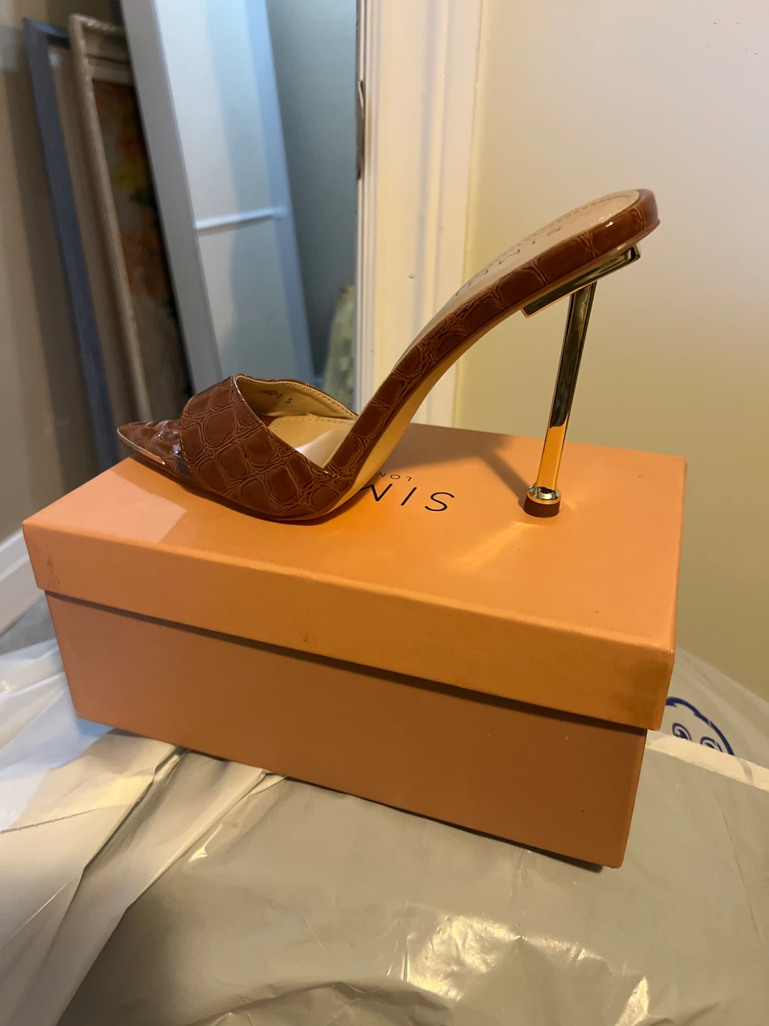 Simmi London Brown Heels - Size 6