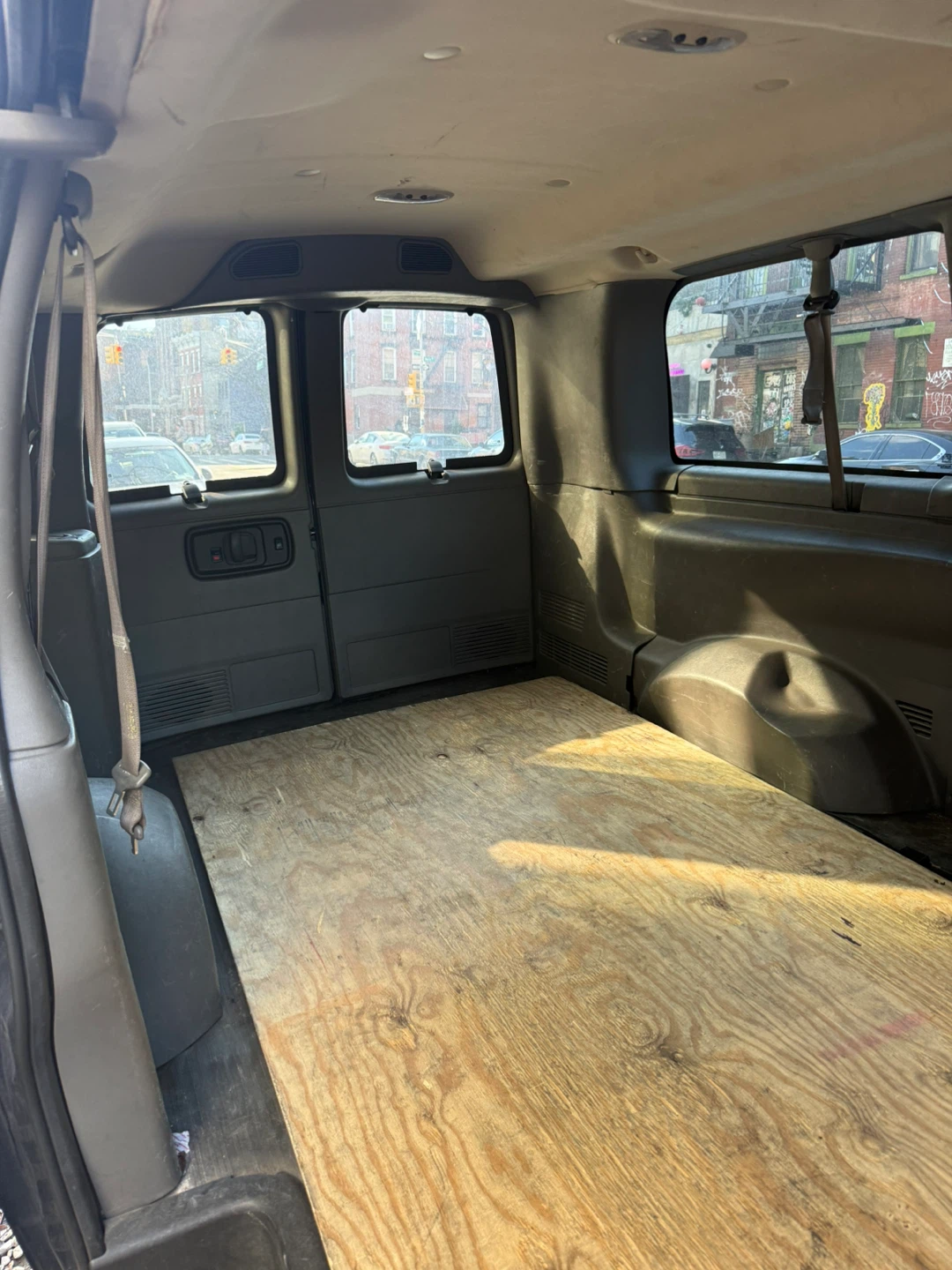 GMC Savana Cargo Van 2500 - photo 5