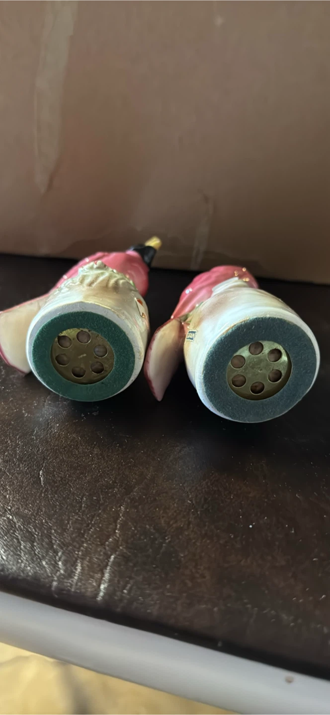 Cardinal Bird Salt & Pepper Shakers - photo 3