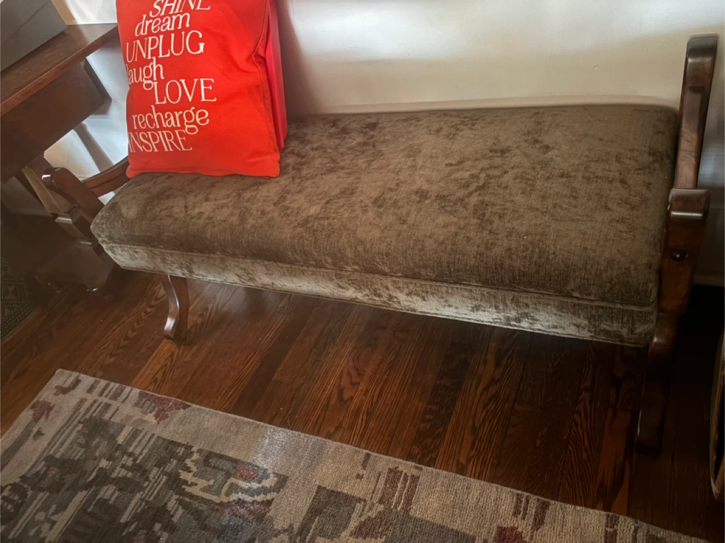 "🧡" Upholstered Bench with Wooden Frame