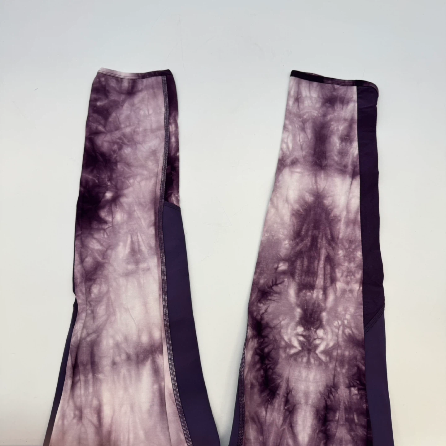 Women’s Purple Tie-Dye Leggings US 4 Small New With Tag - photo 4