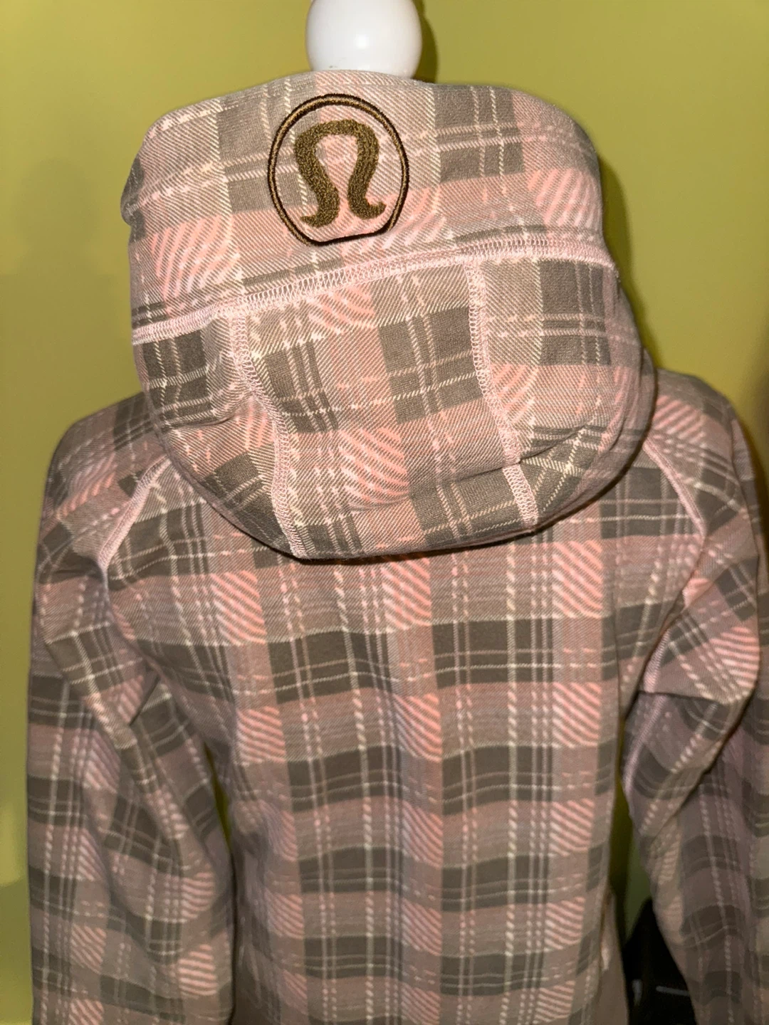 Lululemon Plaid Scuba Hoodie - photo 3