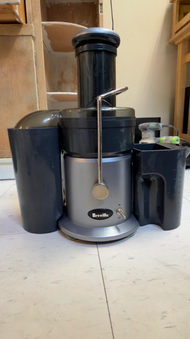 Breville Juicer