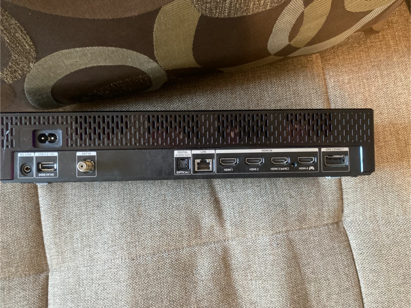 Samsung One Connect Box - photo 2