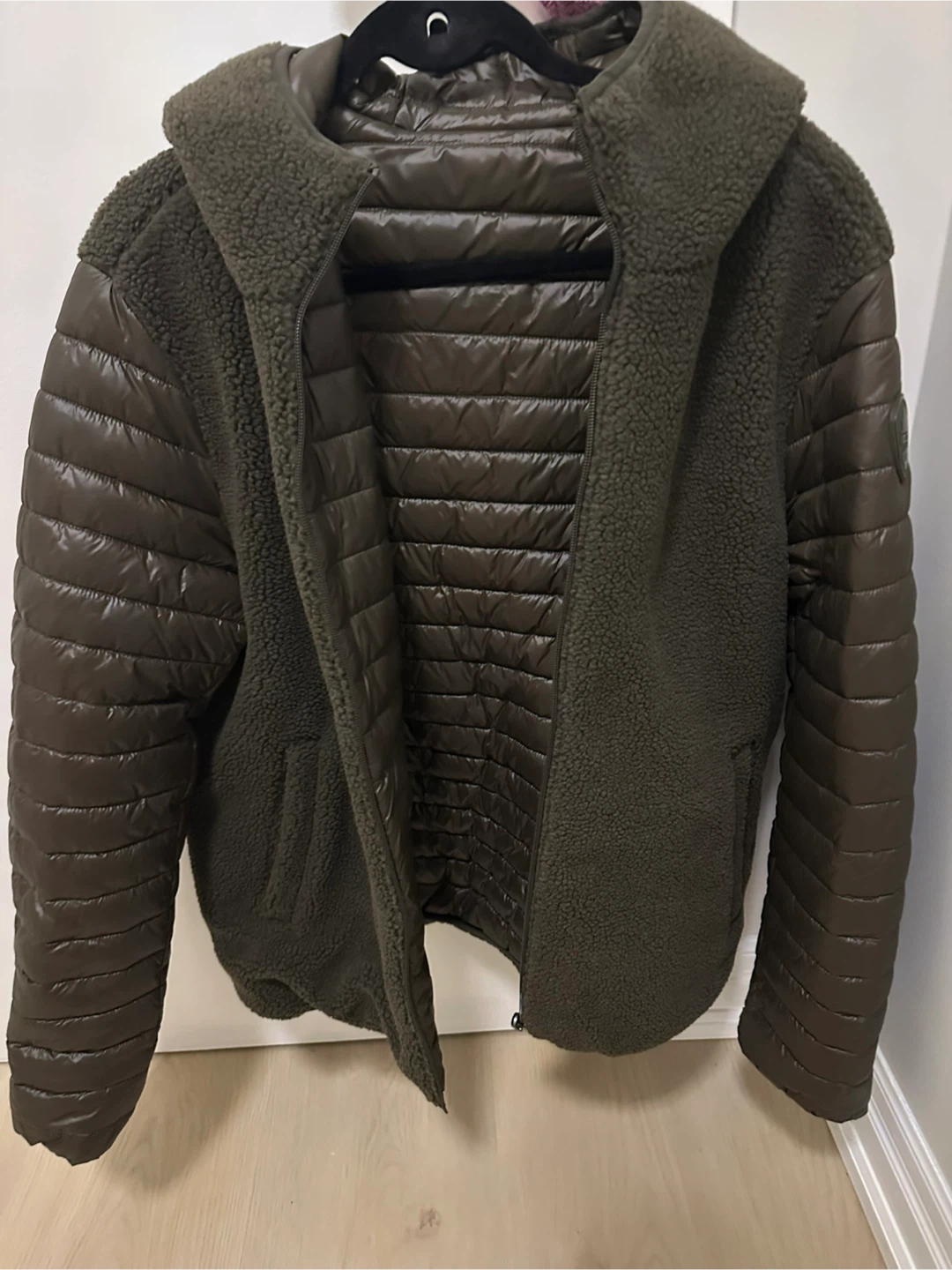 $50-Mens Pajar Puffer Jacket size medium