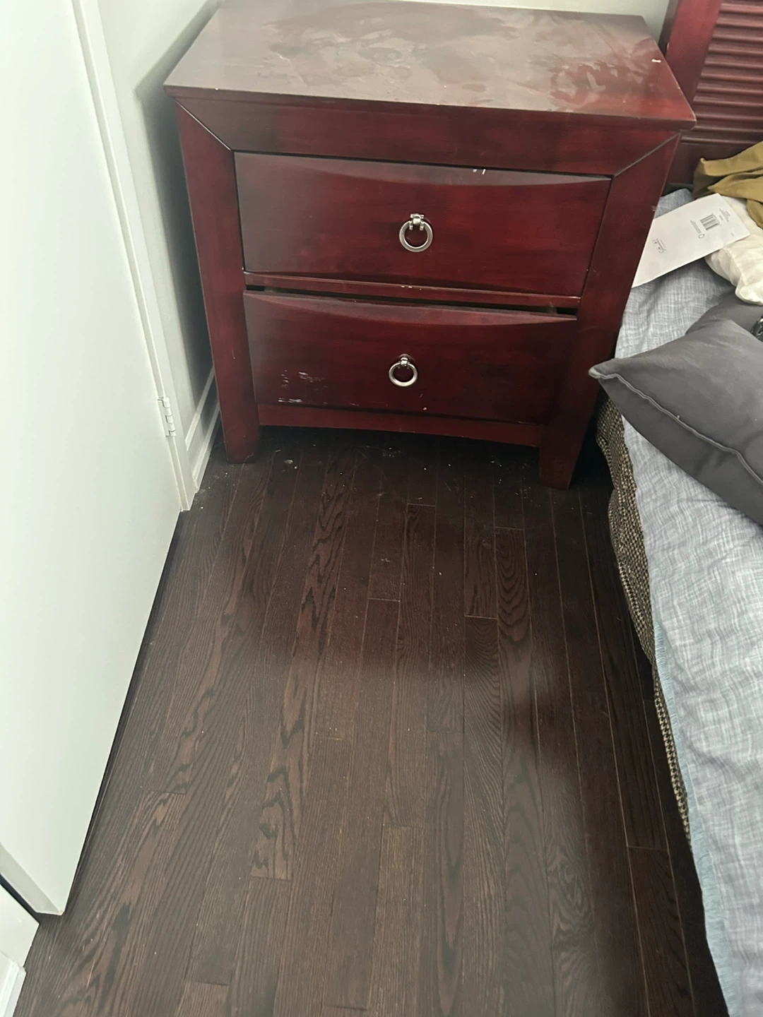 Bedroom Set - Dresser & Nightstands - photo 2