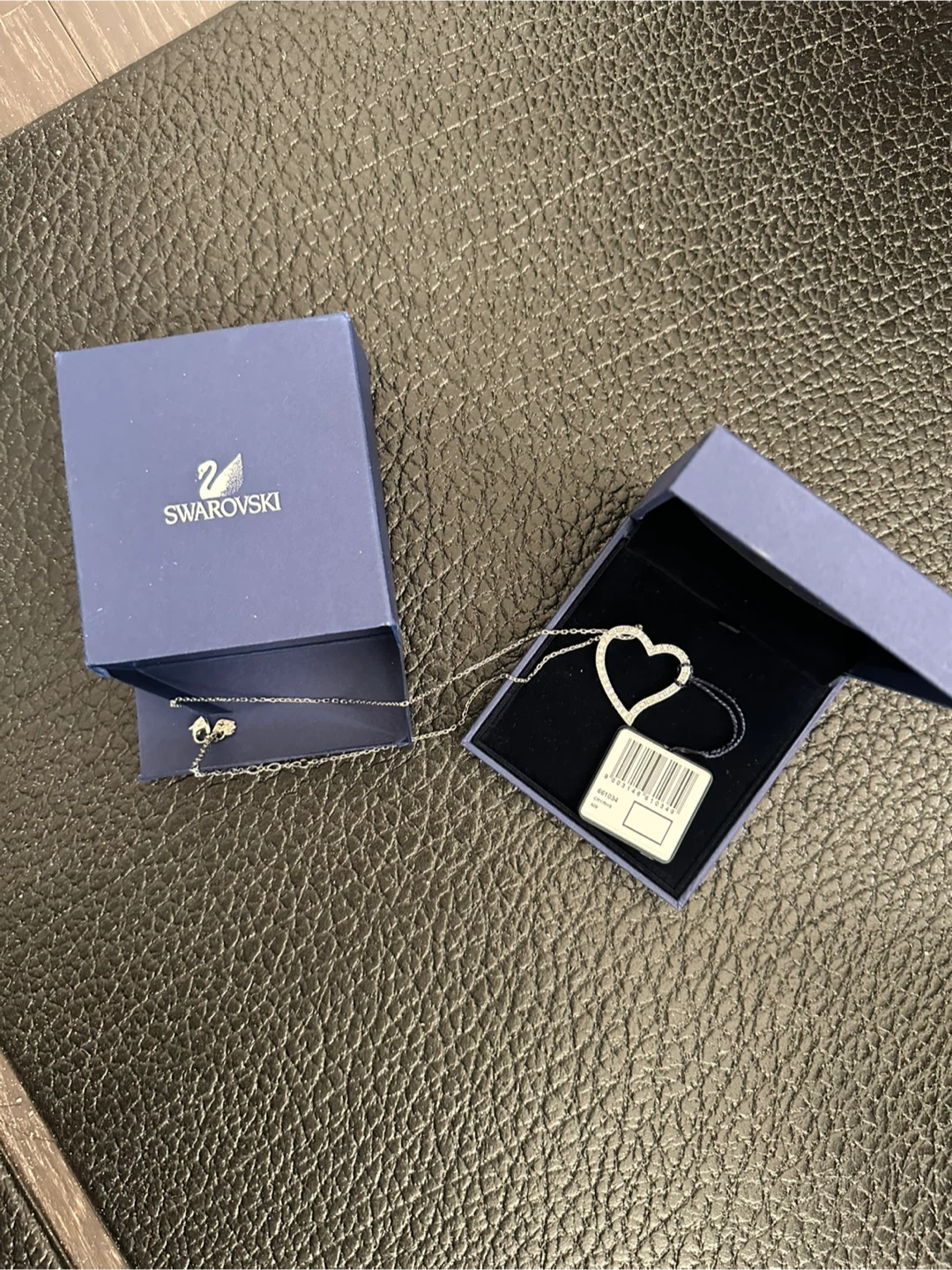 Swarovski Crystal Heart Pendant Necklace $30 - photo 5