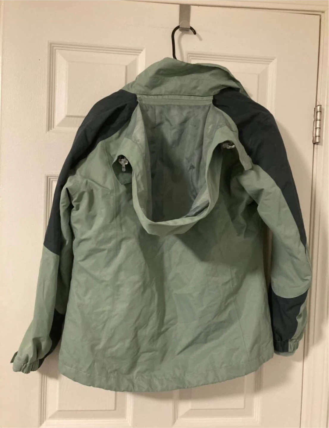Green fleece rain waterproof jacket - photo 3