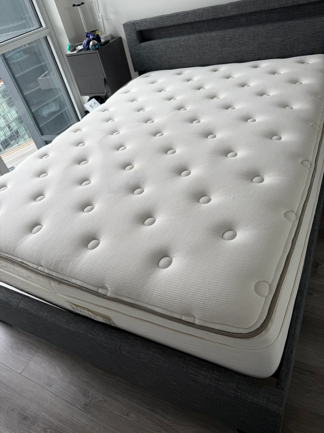 Queen Size Mattress - photo 2