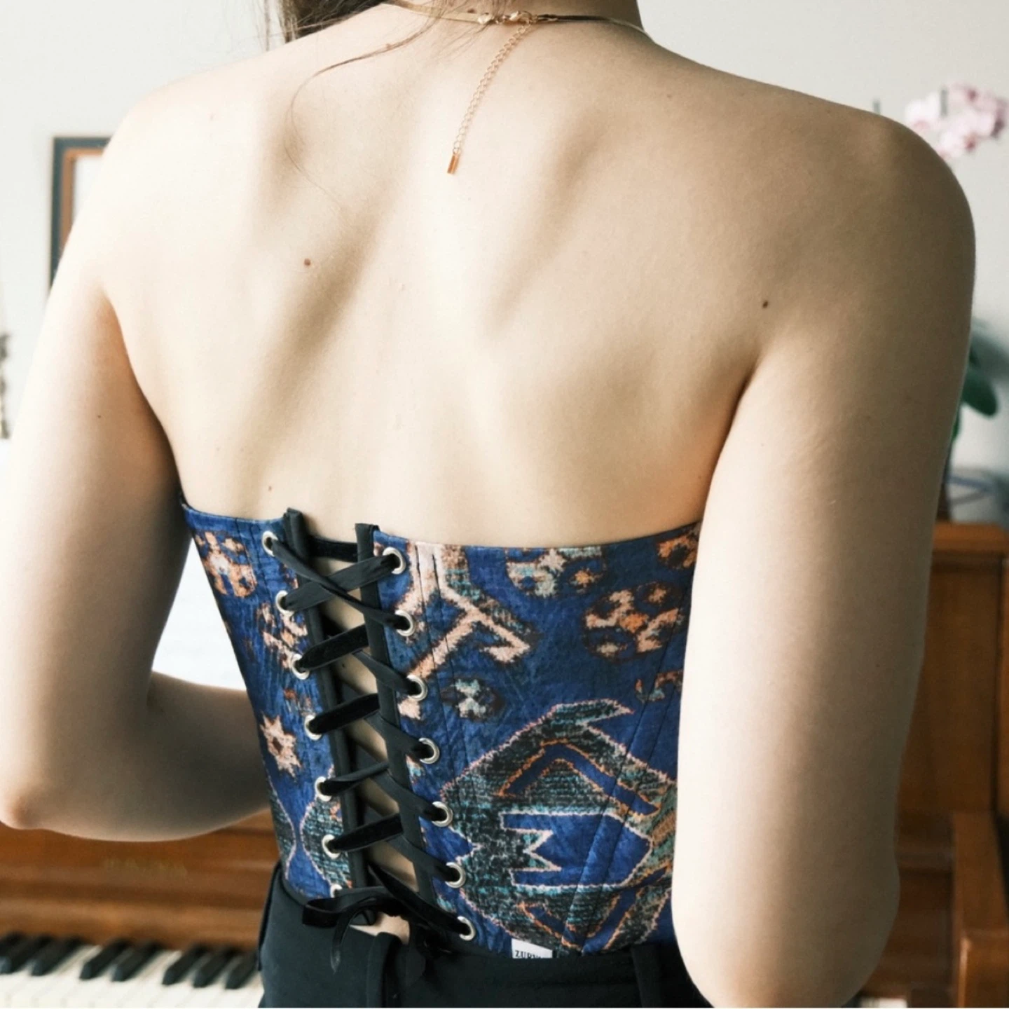 Sapphire Radiance Crop - Corset Vintage Tapestry Handmade - photo 2