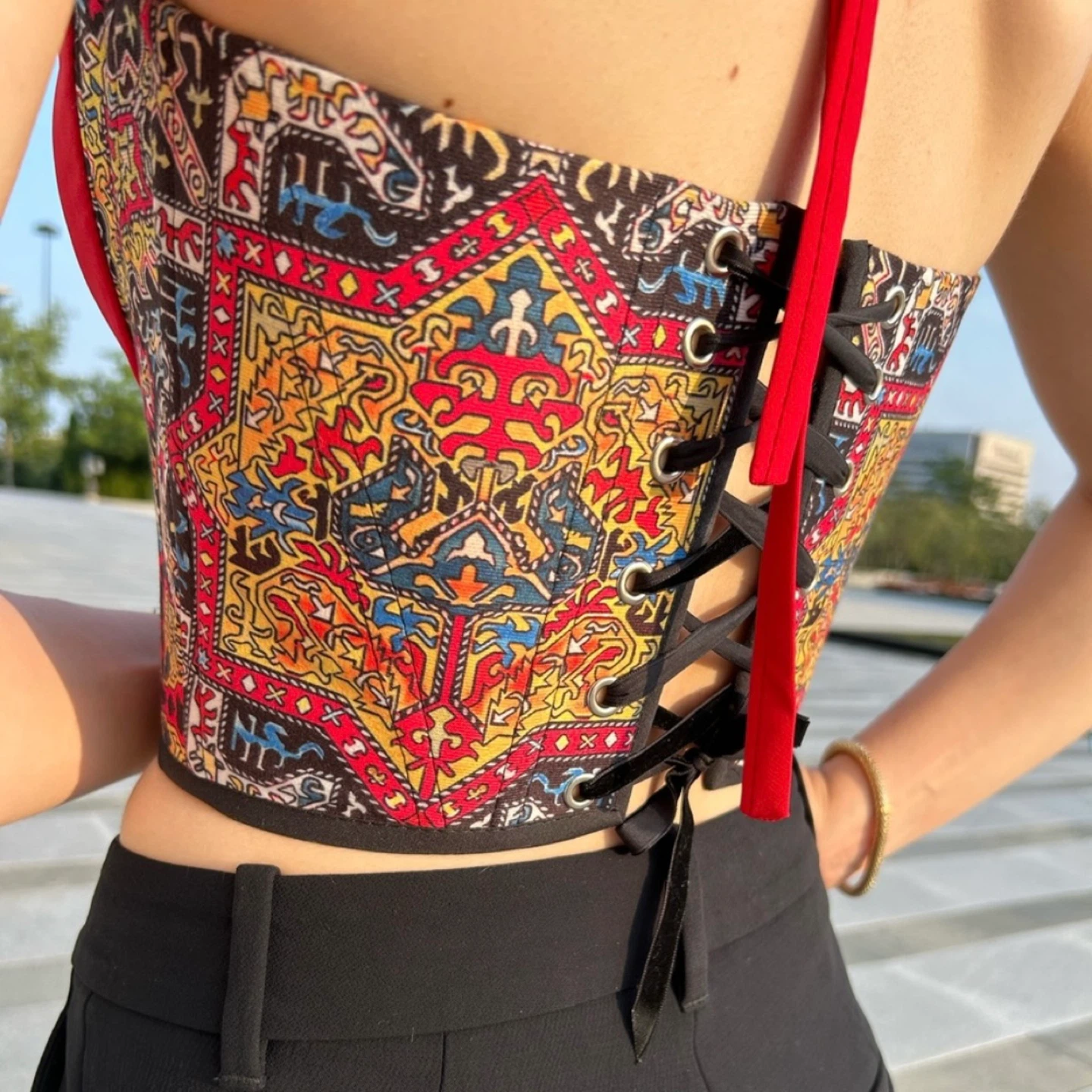 Red Elegance Crop Top - Corset Vintage Tapestry Handmade - photo 3