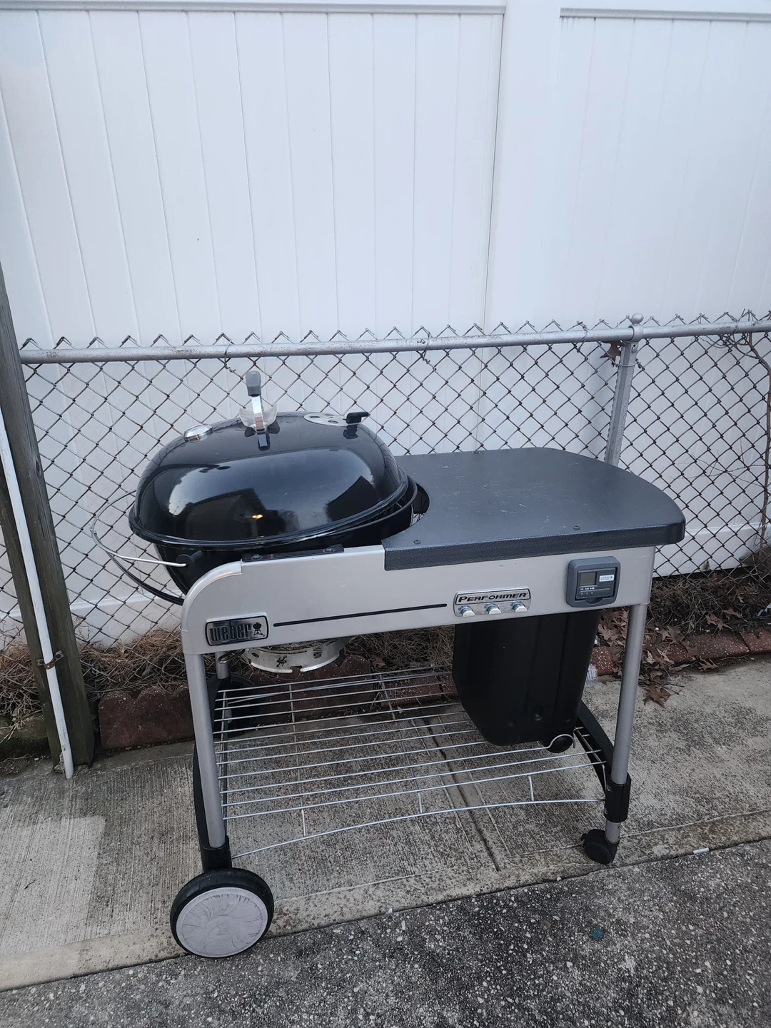 Charcoal Grill - photo 2