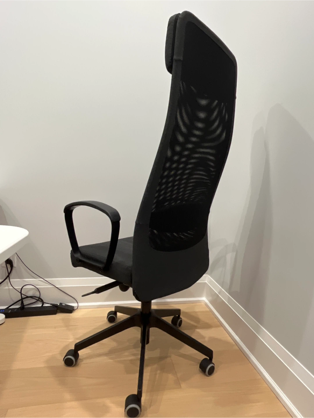 IKEA Markus Office Chair - Black - photo 3