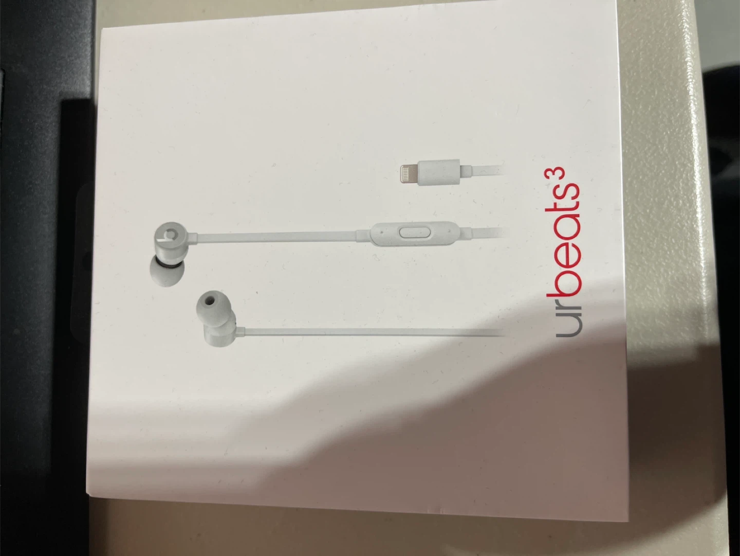 New Beats urBeats3 Lightning Silver