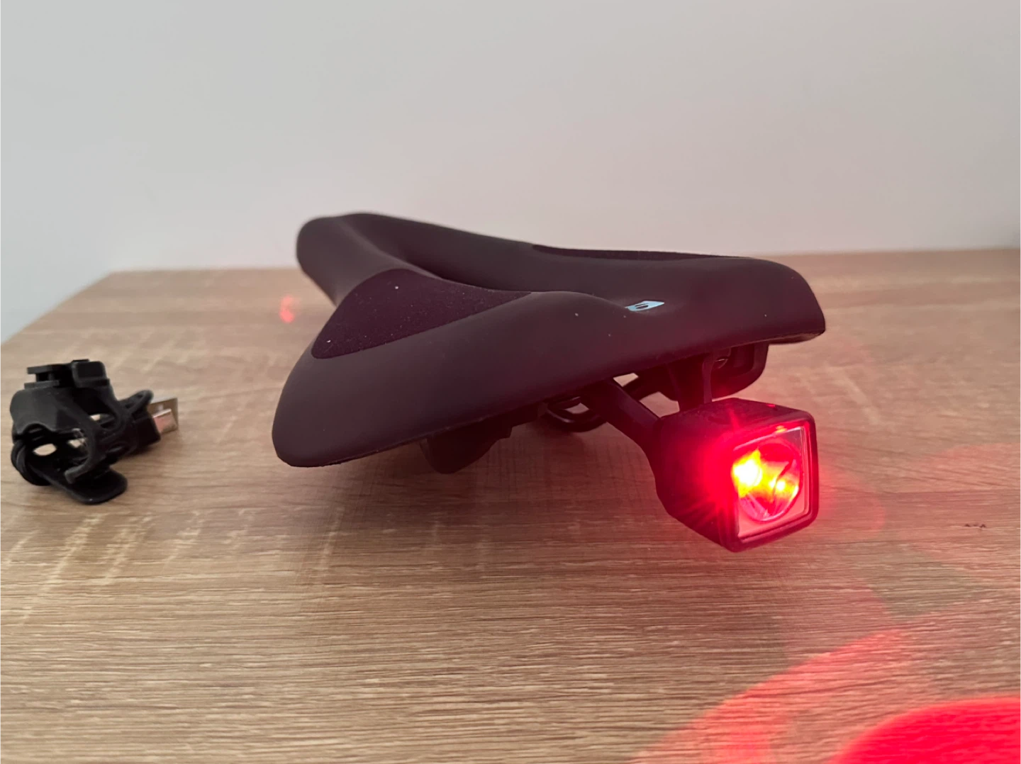 Bontrager Bike Seat with Light - photo 3