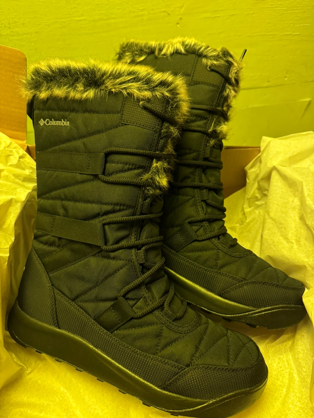 Columbia Minx IV Wide Women's Winter Boots - Size 9 - photo 2