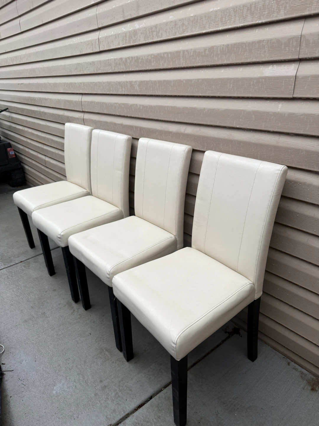 Set of 4 White Dining Chairs
