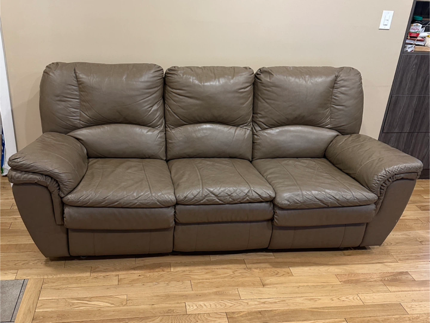 High Quality Elran Leather 3-Seater Reclining Sofa (CAN DELIVER)