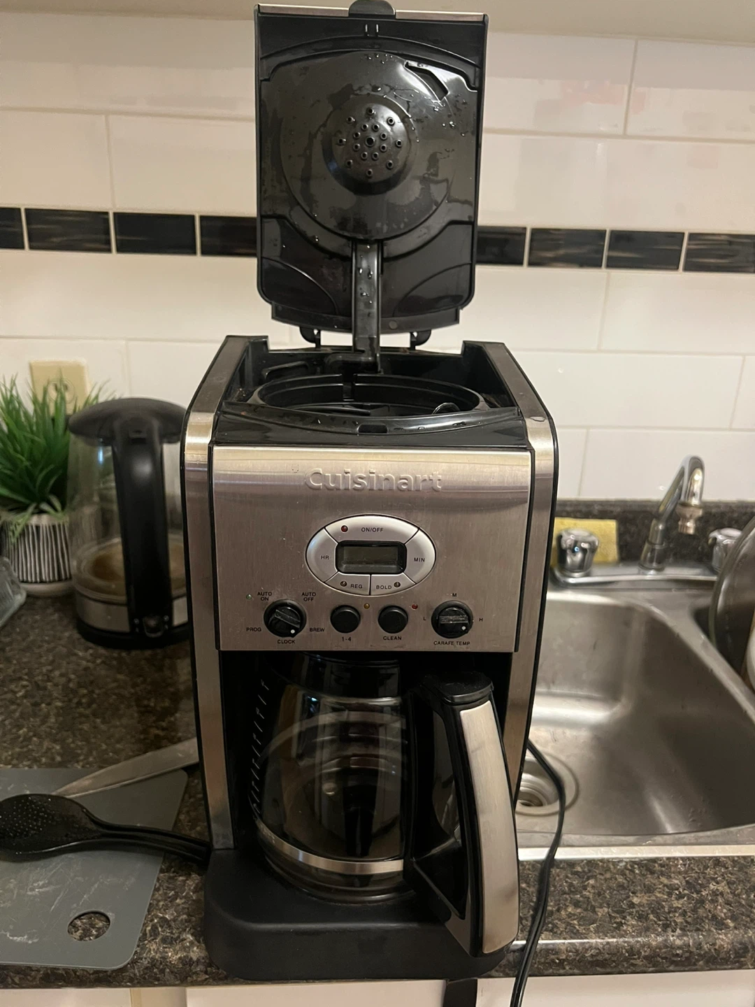 Cuisinart Coffee Maker - photo 3
