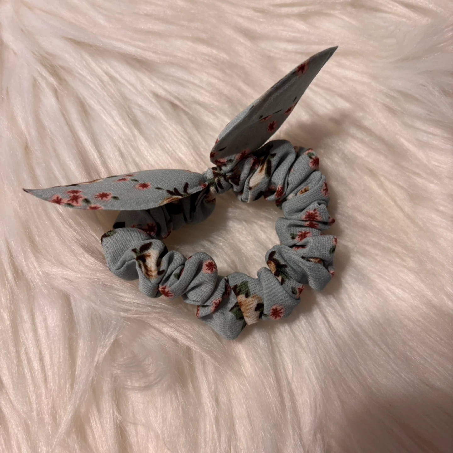 Floral Bunny Ear Scrunchie - Blue - photo 2